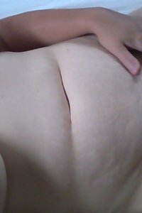 Voluptuous, plus-sized babes playfully pleasing each other